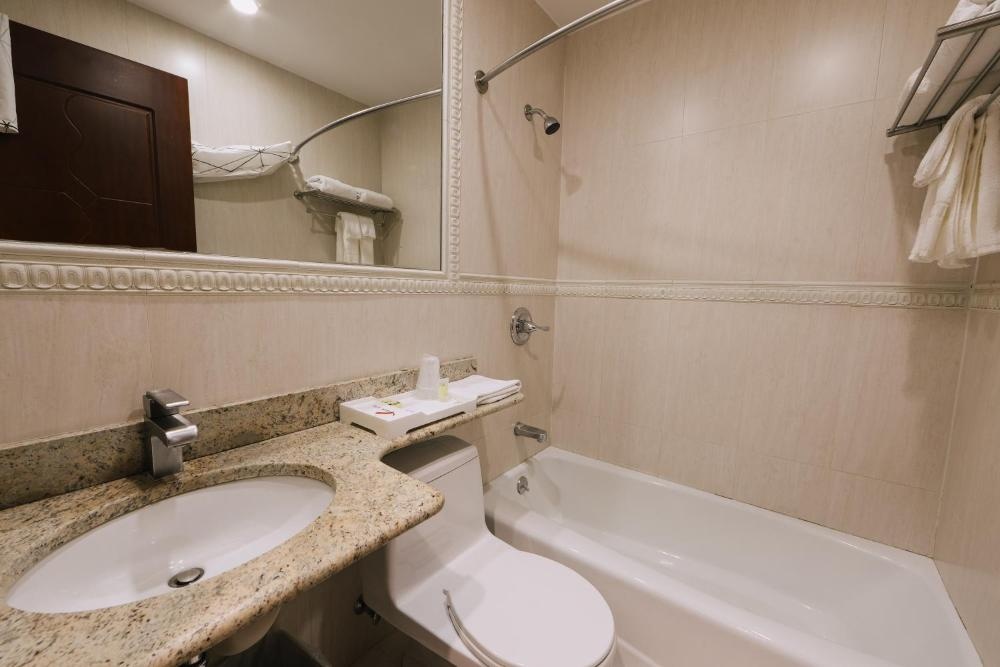 Asiatic Hotel - Flushing